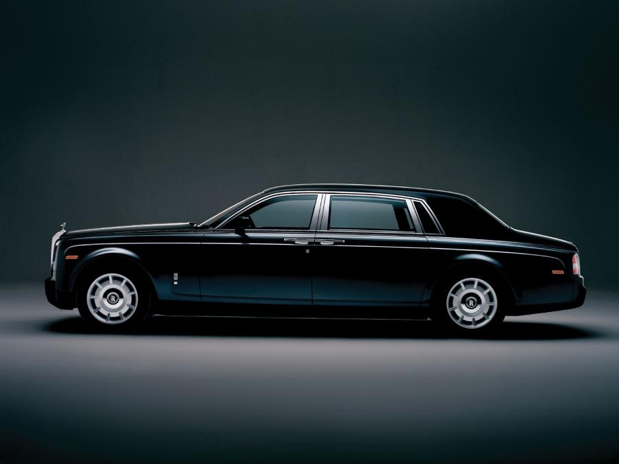  Rolls-Royce Phantom EWB 2005 года  (фото 11 из 19)